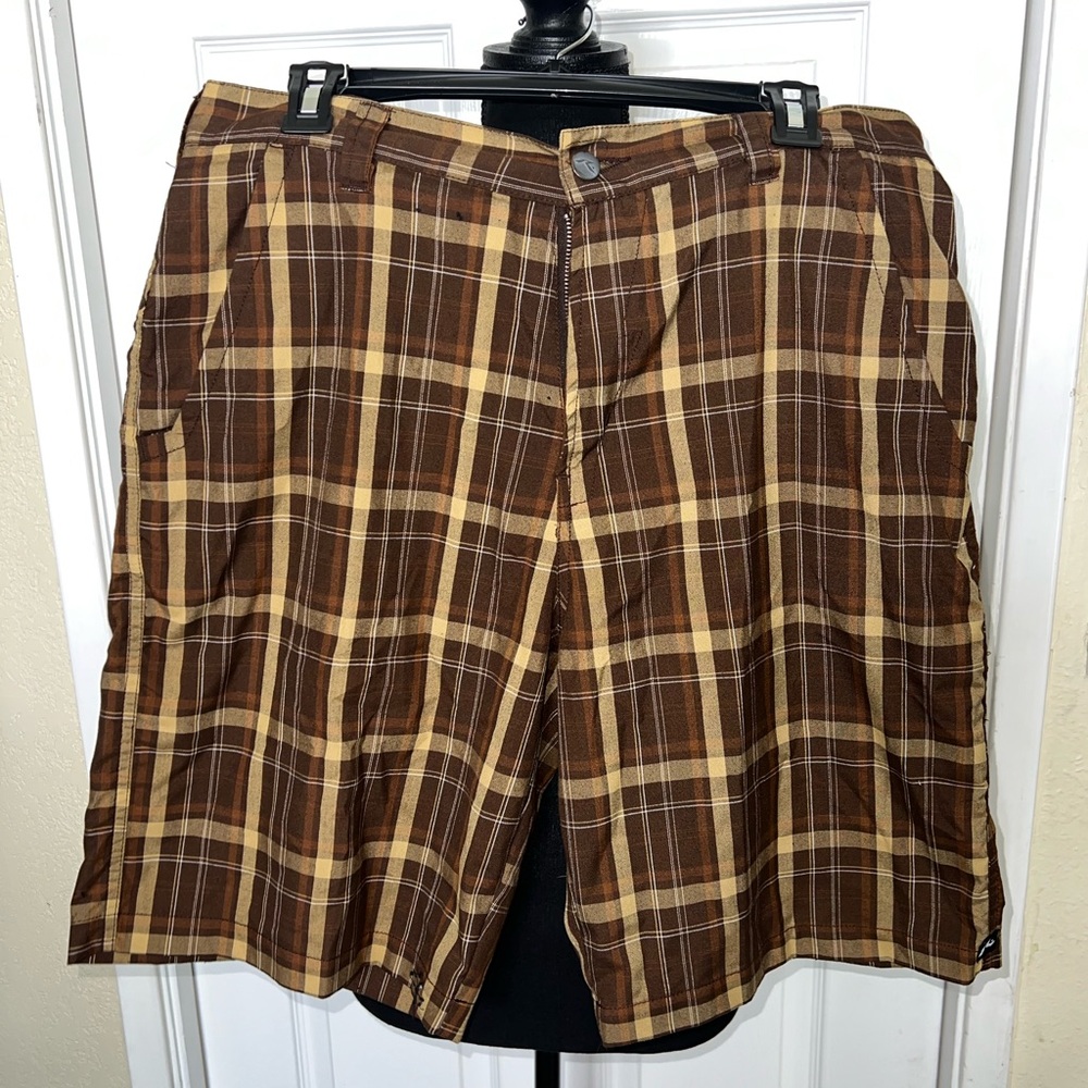 RUSTY Men’s Size 33 Brown & Tan Plaid Shorts